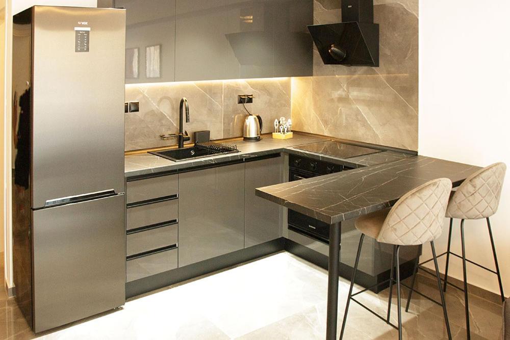 P J Luxury Suites Seres Zewnętrze zdjęcie